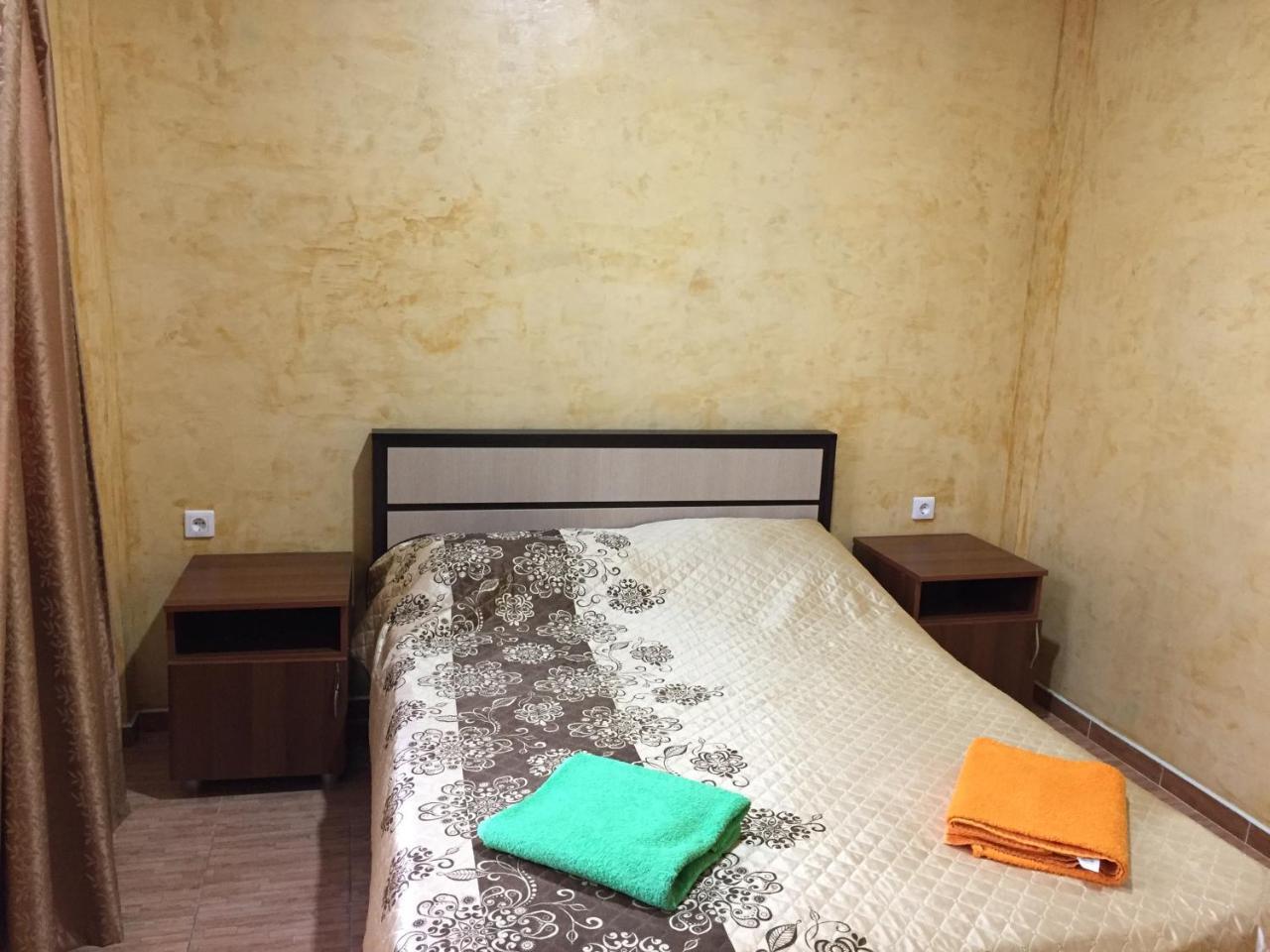 Dionisy Guest House ピツンダ エクステリア 写真